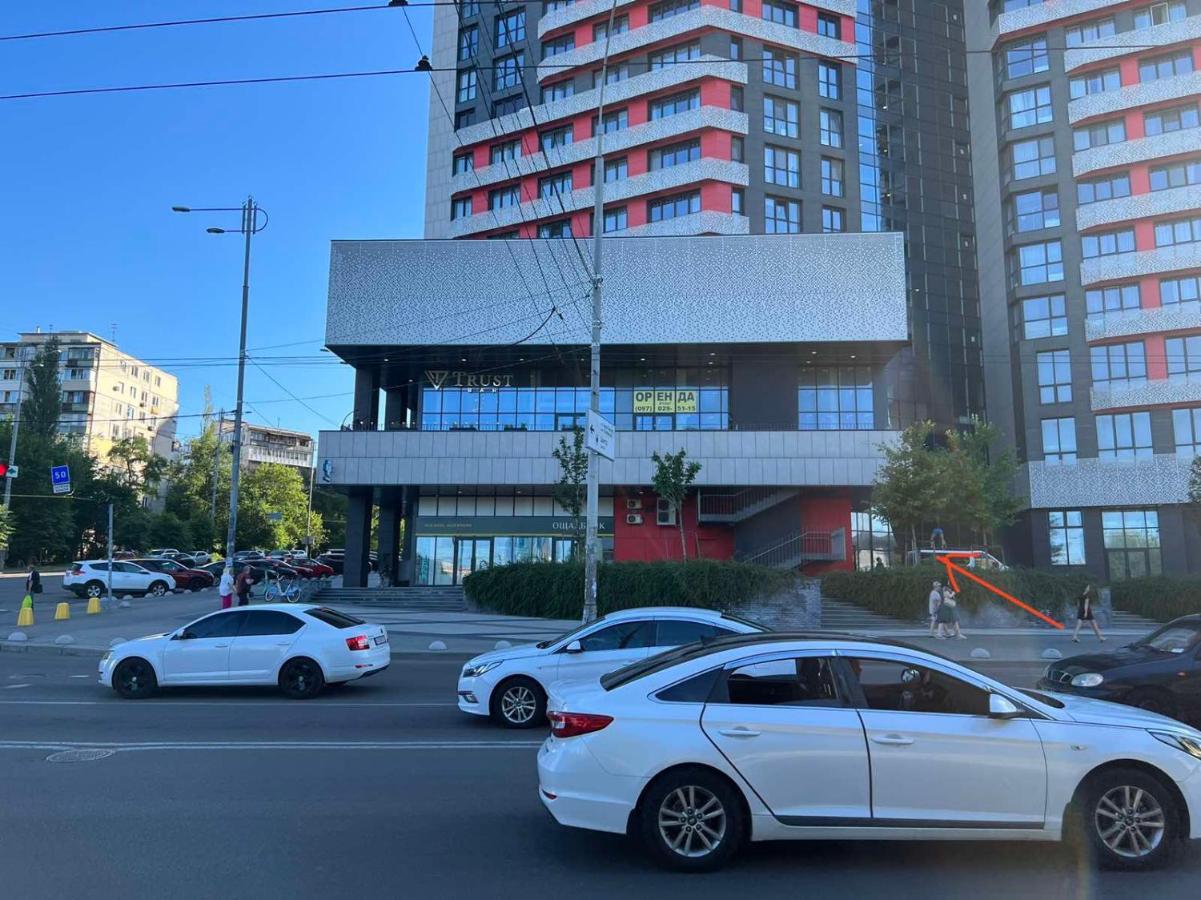 Квартира У Будинку З Власним Бомбосховищем Біля Жд Вокзалу 50 М2 Apartment Kyiv Exterior photo