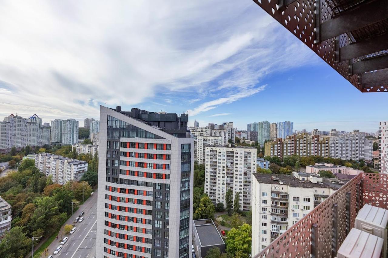 Квартира У Будинку З Власним Бомбосховищем Біля Жд Вокзалу 50 М2 Apartment Kyiv Exterior photo